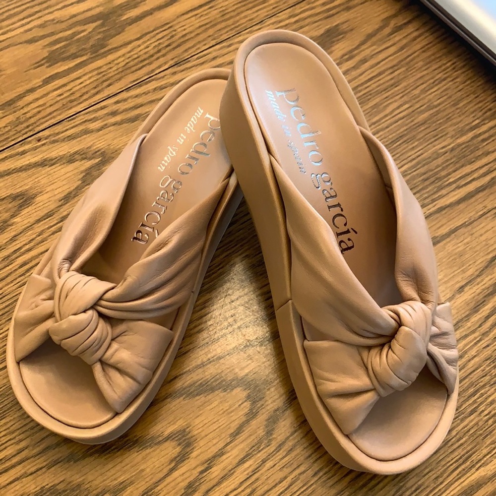 Sandal